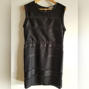 Knee Length Midi Black Textured Dress by Spanner - size Medium